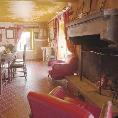 Pesaro Sleeps 10