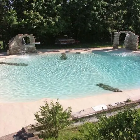Villa Pesaro Sleeps 10 Urbino